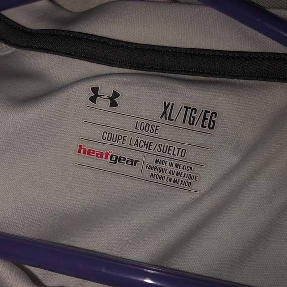 Men’s Under Armour dri fit T - Picture 2 of 2